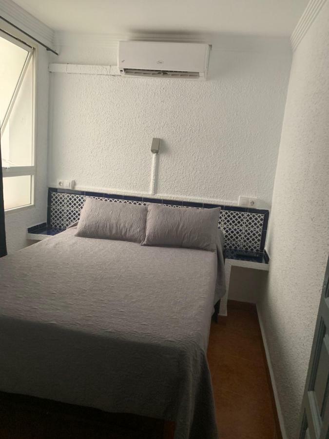 Hostal Alcobia Siviglia Esterno foto
